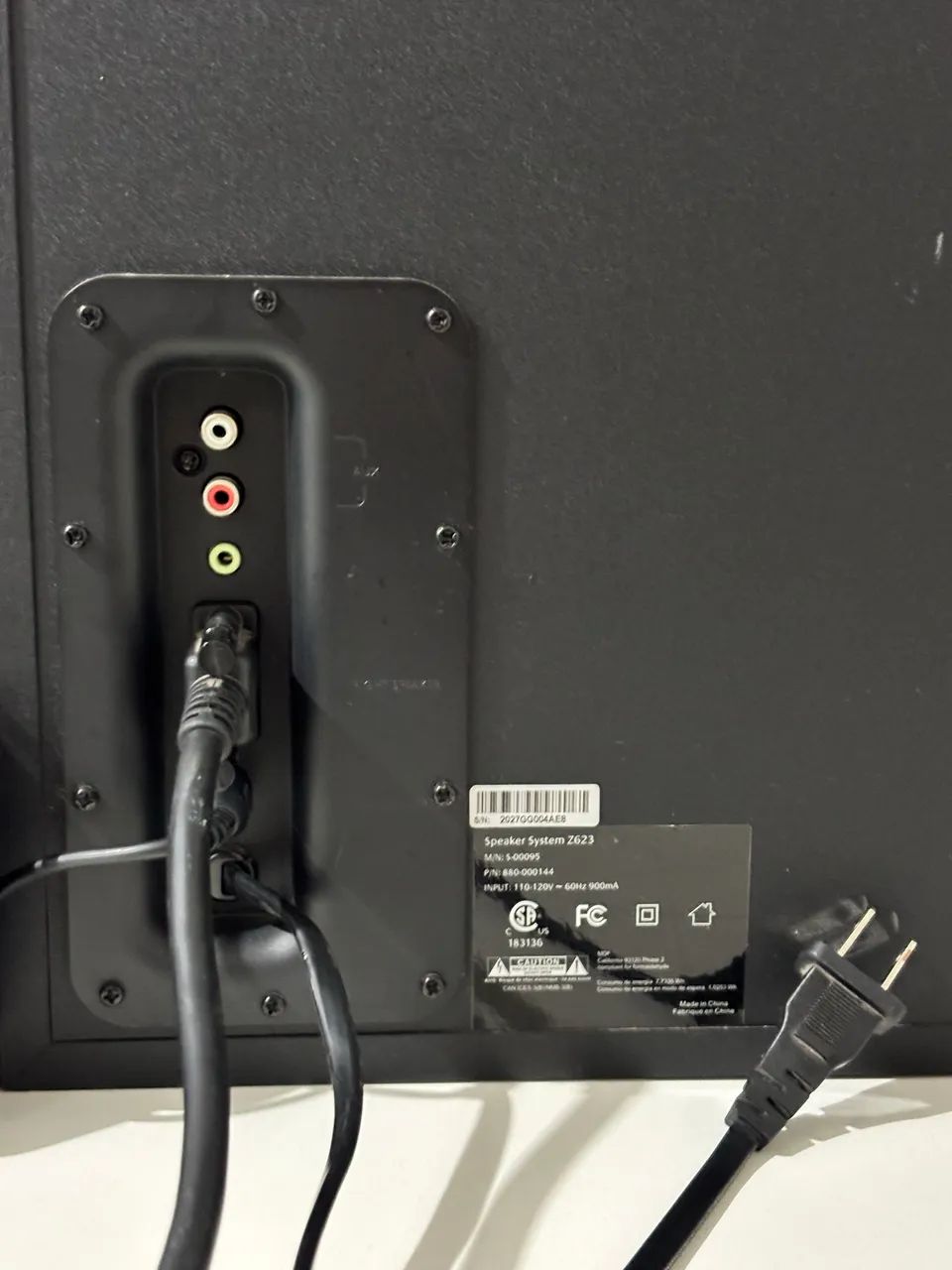 Caixa de Som Logitech Z623 THX 2.1 200W + Subwoofer - Foto 4