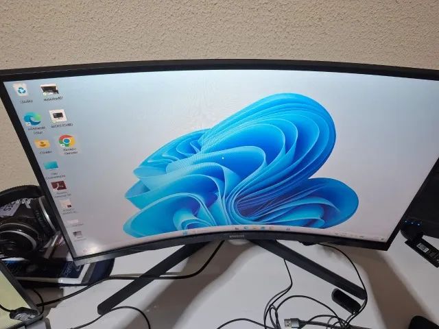 monitor Samsung Odyssey G5 (27" Curvo) - Foto 2