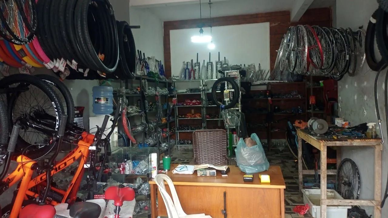 Vendo loja de peças 