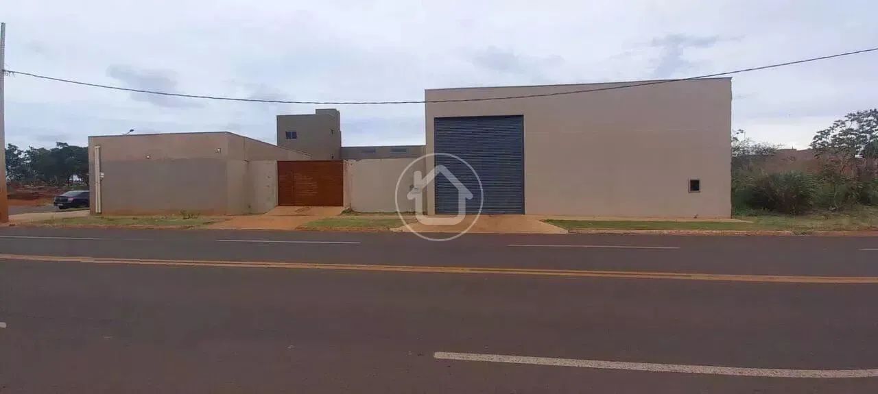 GALPÃO COMERCIAL COM 3 SALAS PARA ESCRITÓRIO