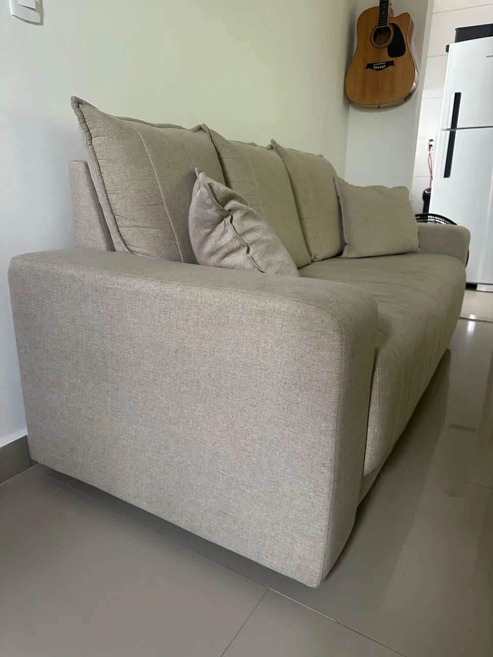Sofá Três lugares em linho Bege - Foto 2