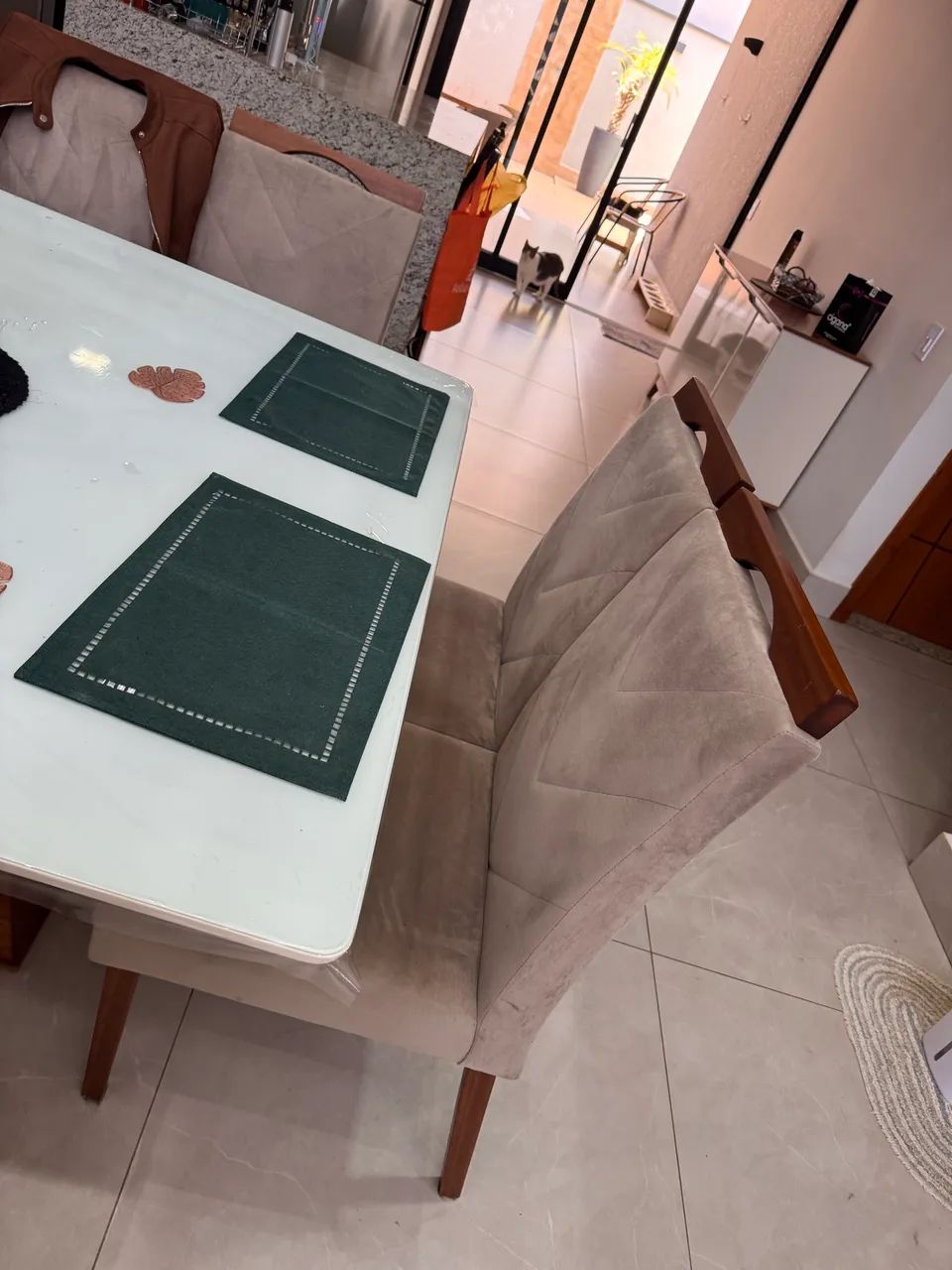 8 Cadeiras para Sala de Jantar Lindas Madeira Pesadissimas - Foto 3