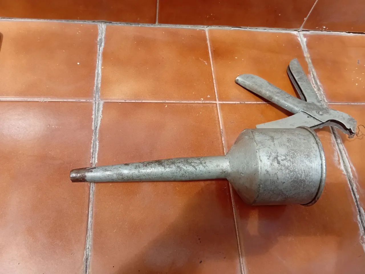 FUNIL ANTIGO DE CHAPA PARA COLECIONADOR  - Foto 3