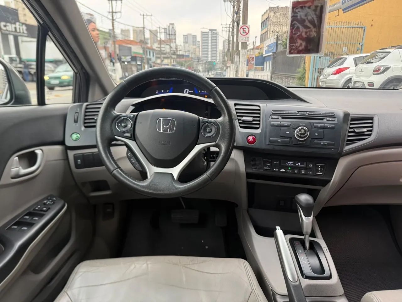 Honda Civic Sedan LXR 2.0 Flexone 16V Aut. 4p, foto 9 de 18