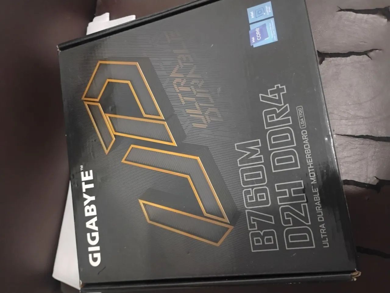 Placa mãe b760m Gigabyte DDR4