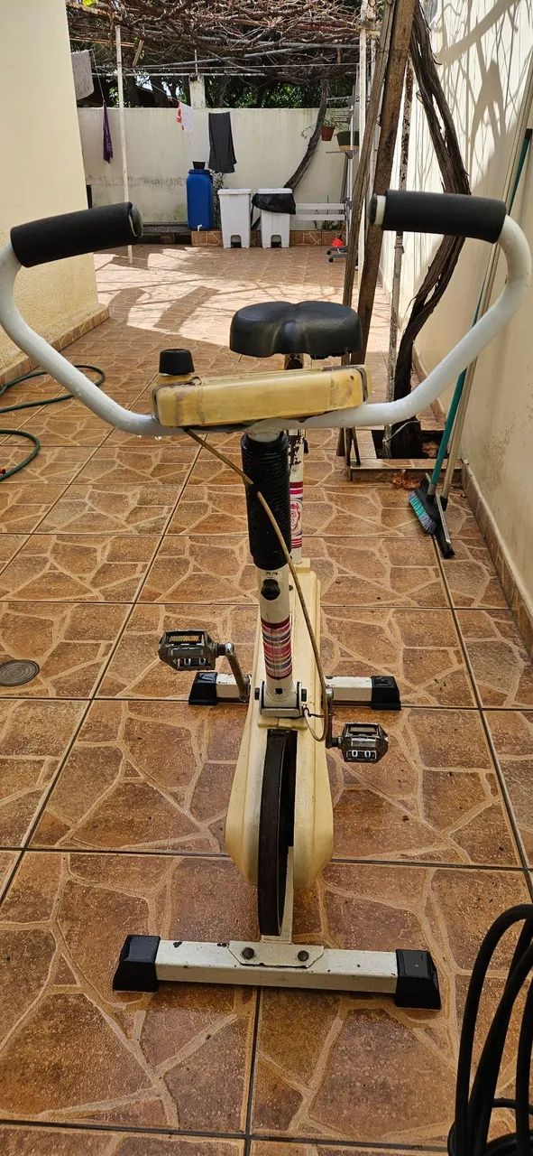 Bicicleta ergométrica  - Foto 2