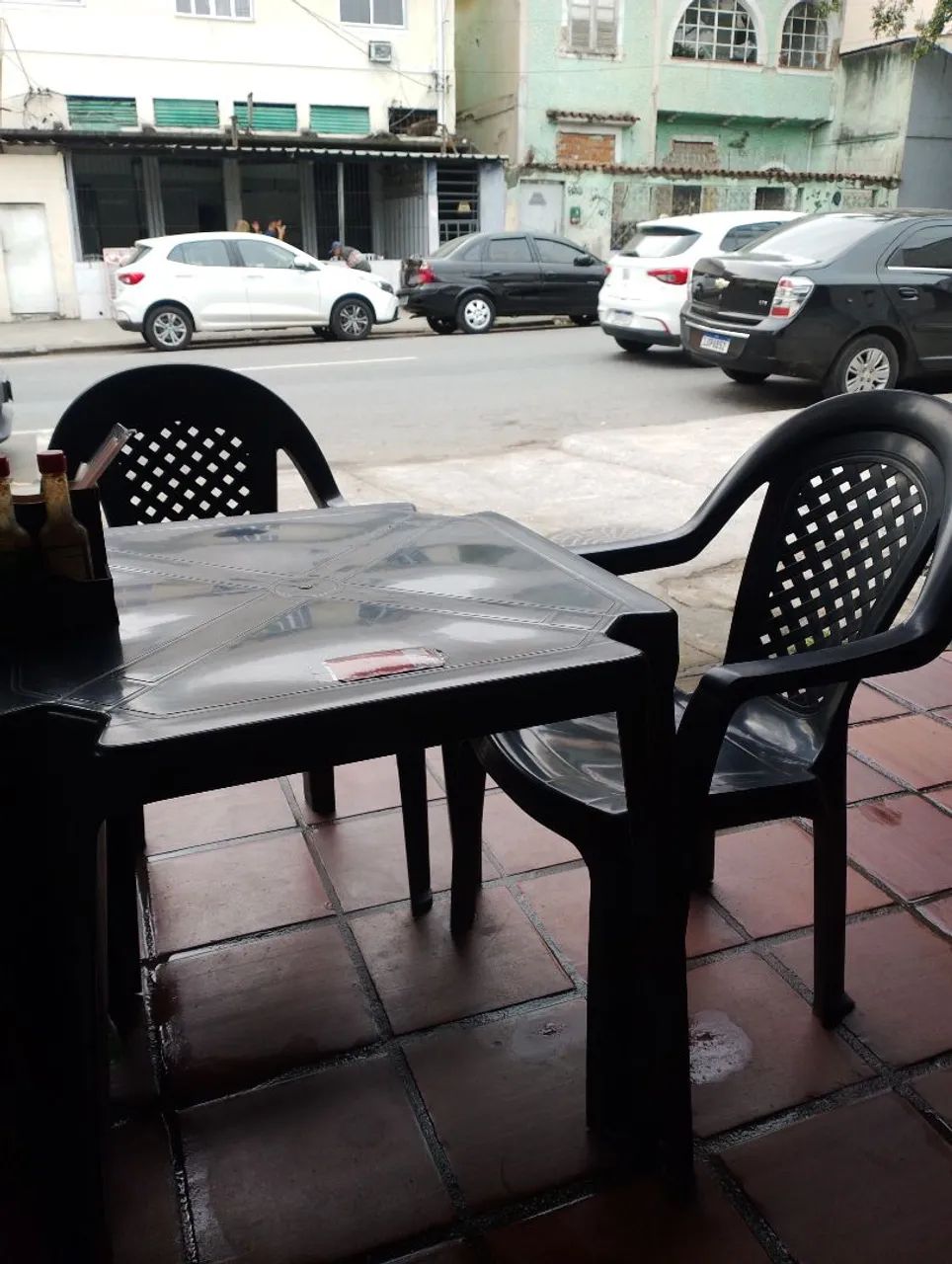 8 conjunto mesa e cadeira plástico 