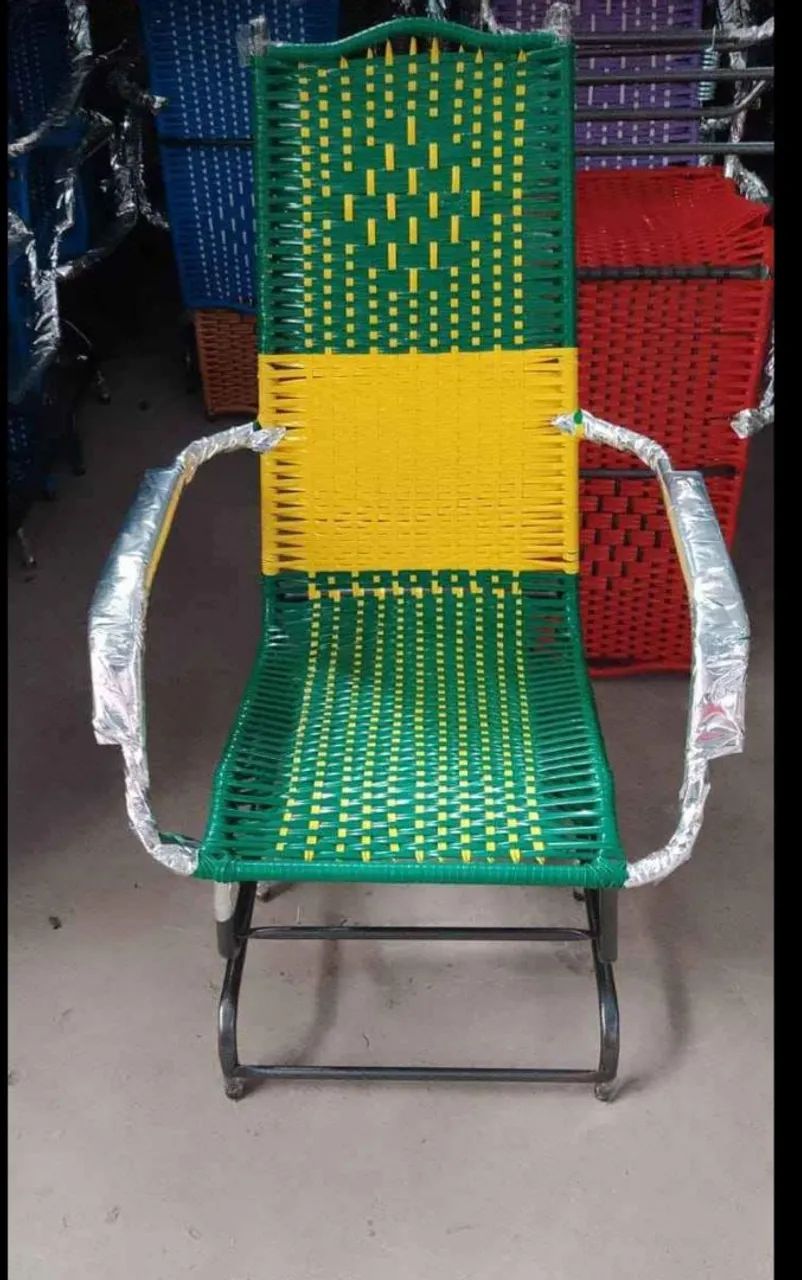 Cadeira de Balanço a pronta entrega (diversas cores)
