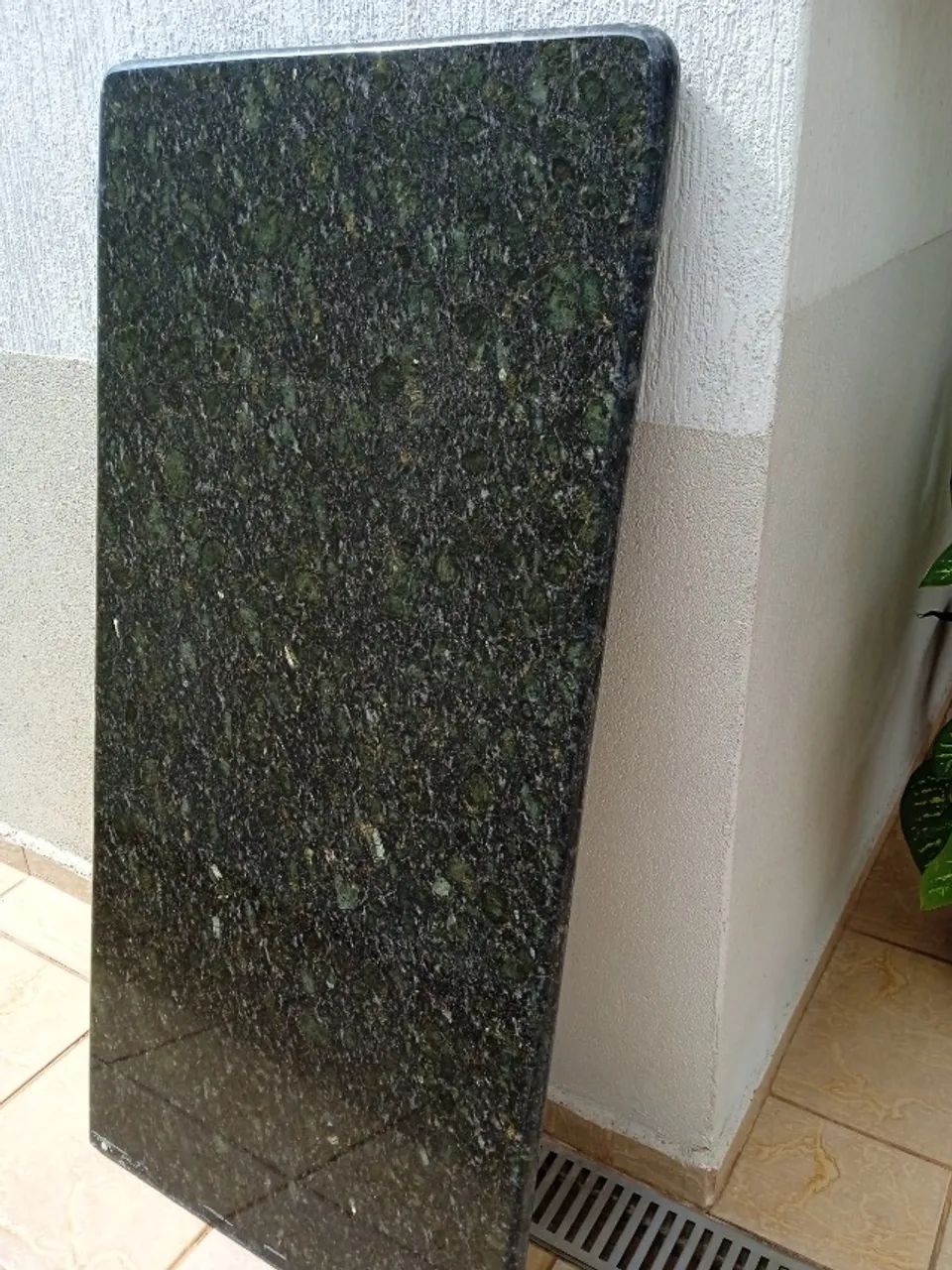 Tampo de mesa em granito preto