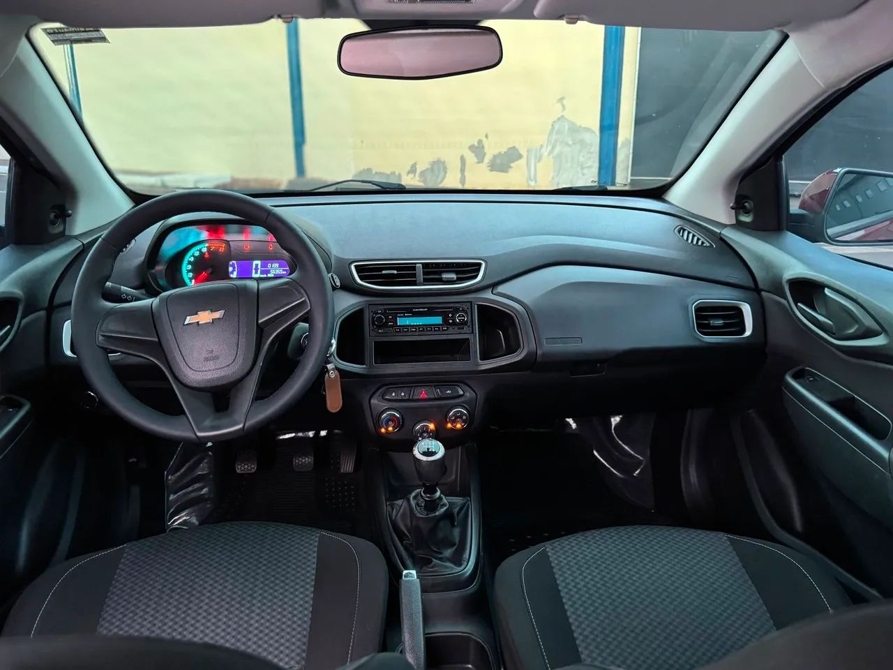 Chevrolet Onix Hatch LT 1.0 8V Flex Mec. 4P 2018 - Foto 3