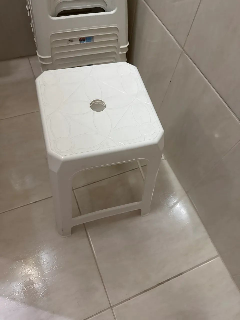 Banqueta de plástico 
