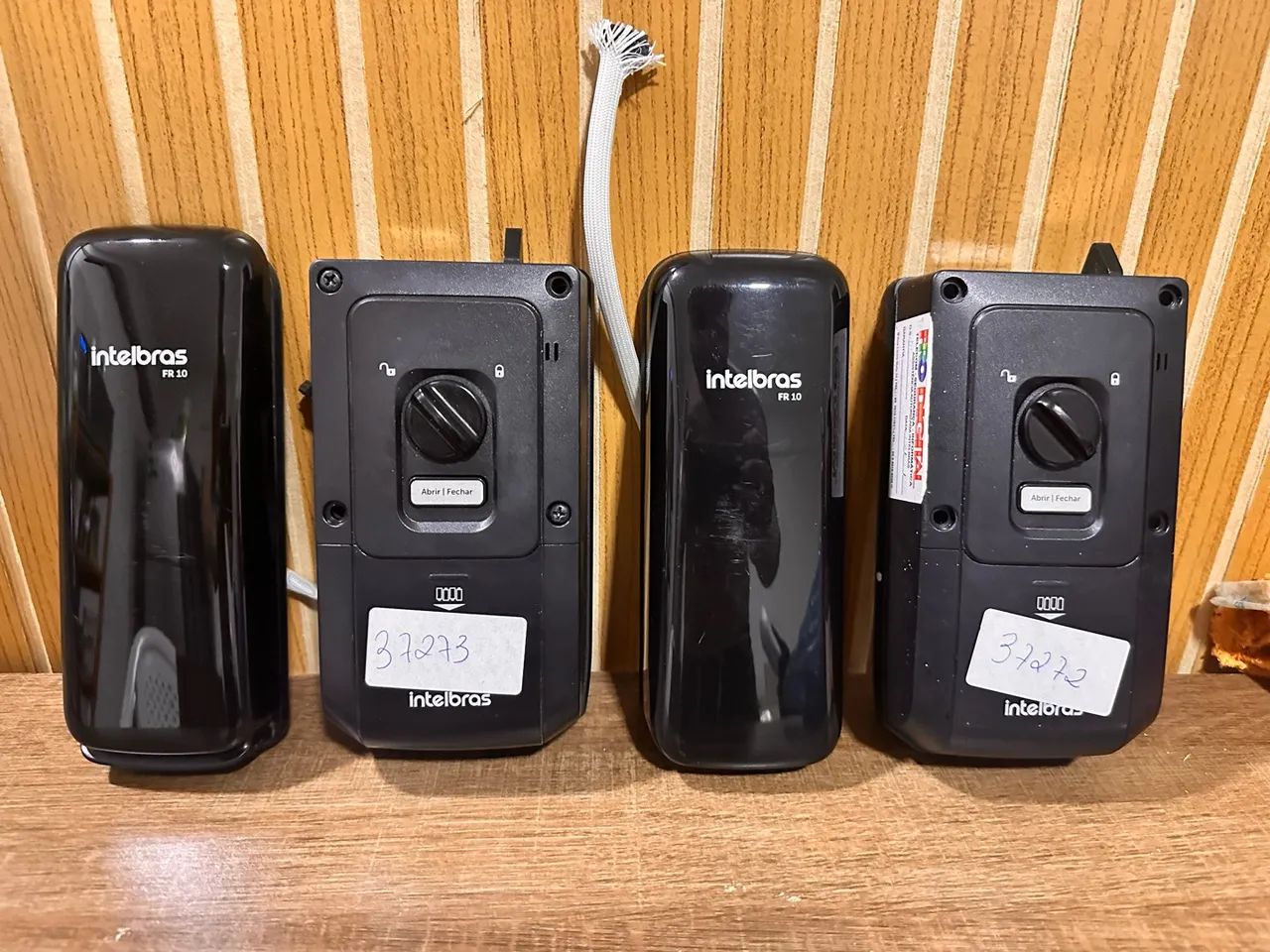 Duas Fechaduras Eletronicas Intelbras