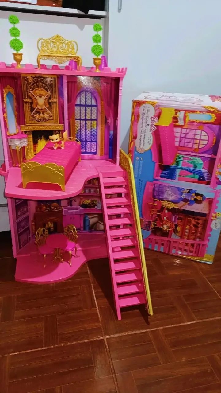 Castelo Barbie e as três mosqueteiras 