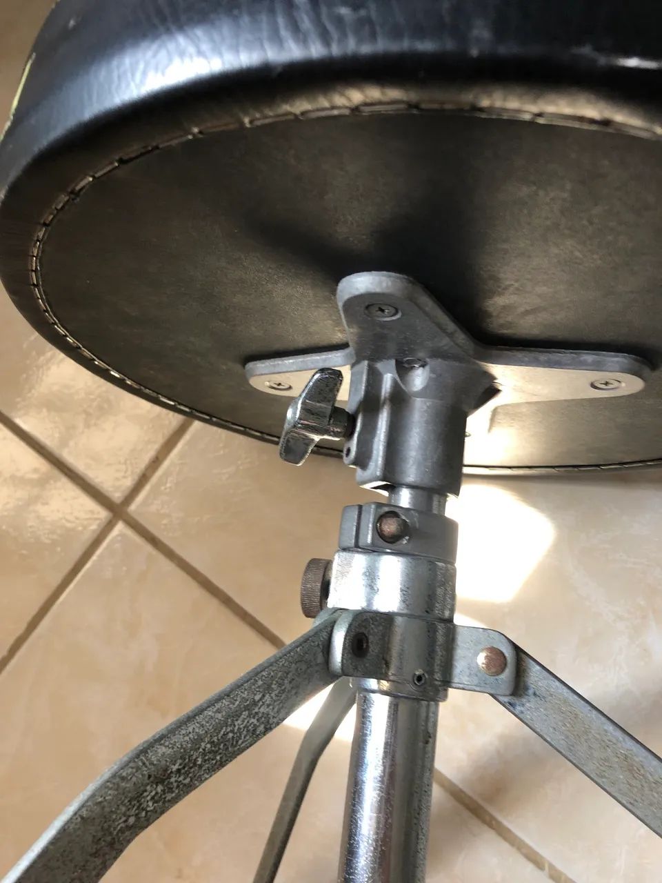 Banco de bateria TAMA - Foto 3
