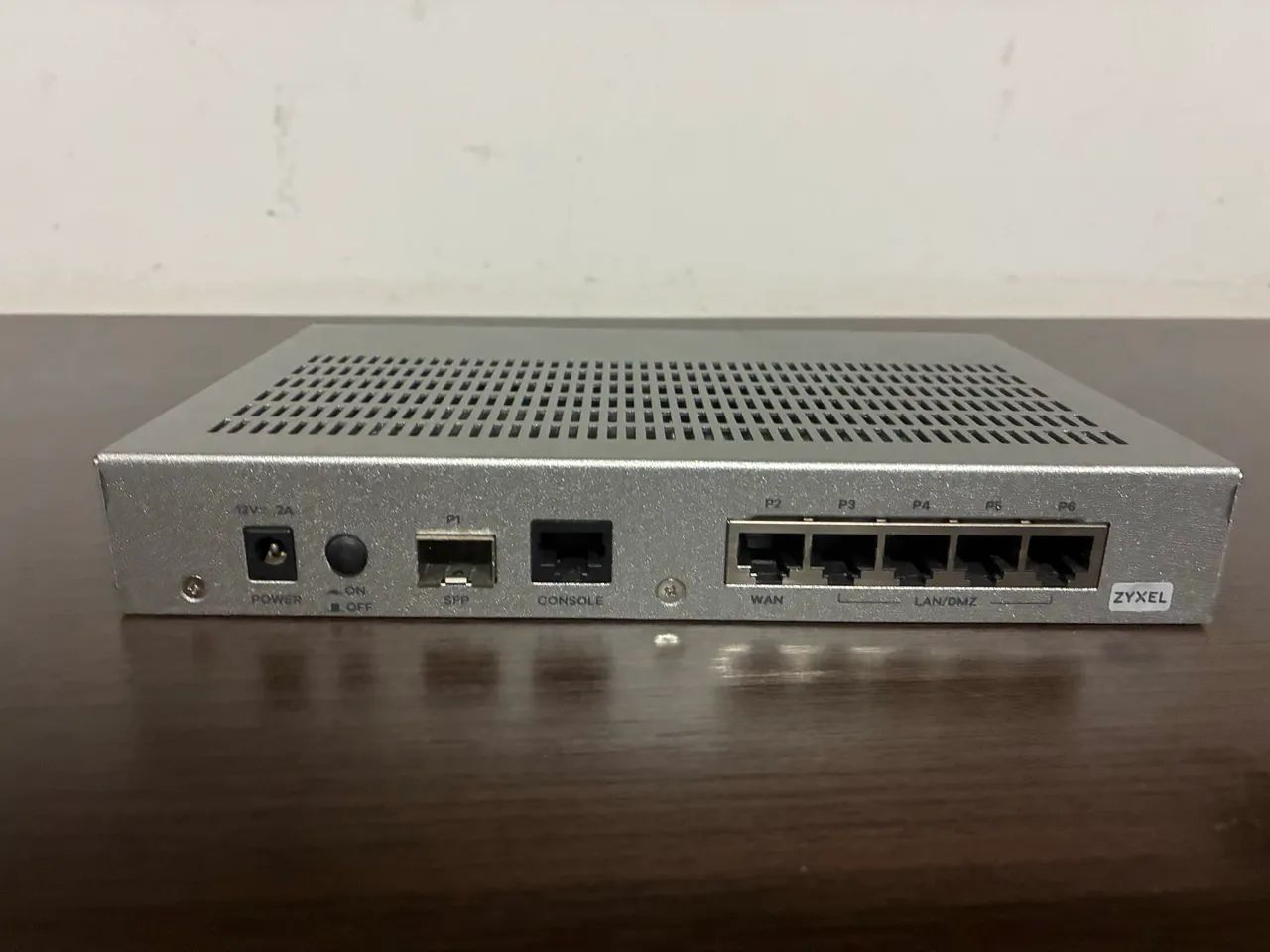 Firewall Zyxel USG FLEX 100  - Foto 2