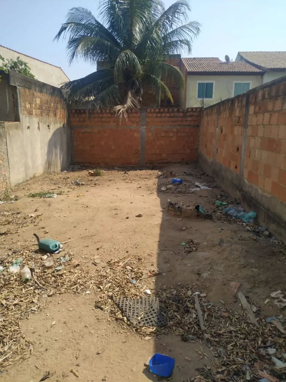 Terreno excelente localização 6x30 nascente com escritura sem qualquer tipo de dívidas...