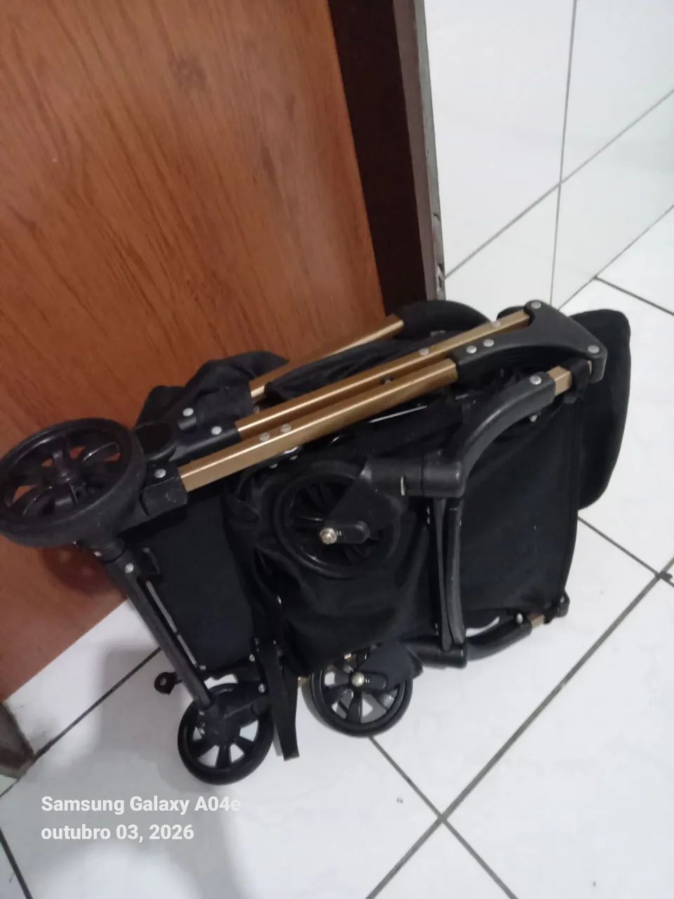 Carrinho de bebê galzerano unissex  - Foto 4