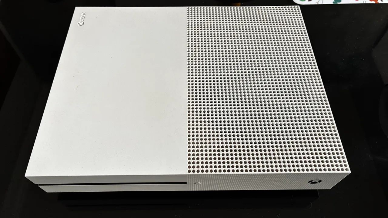  Xbox One Slim 500gb com 2 controles  - Foto 4