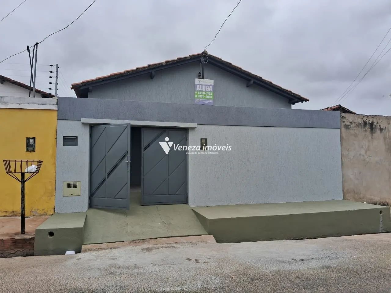 Casa com 2 quartos e 01 garagem para Aluguel | Bairro Esplanada
