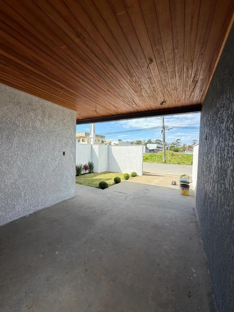 Casa em construção com 3 dormitórios + amplo quintal no Bairro do Rio Vermelho! - Foto 2