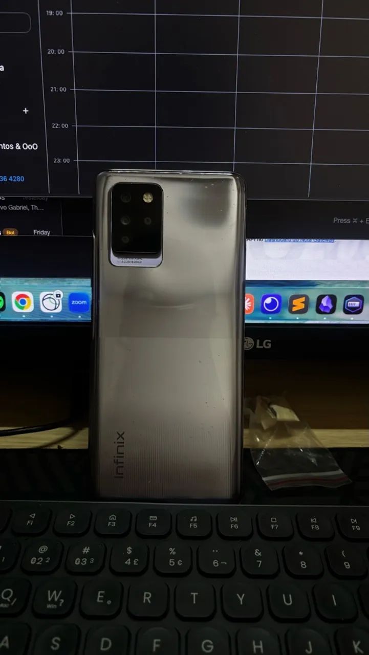 Celular Infinix Note 10 Pro - Foto 3