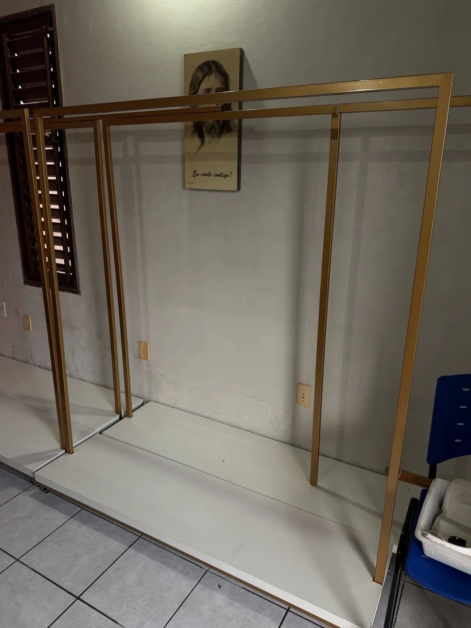 Arara em metalon com base em mdf e roldanas.  - Foto 5