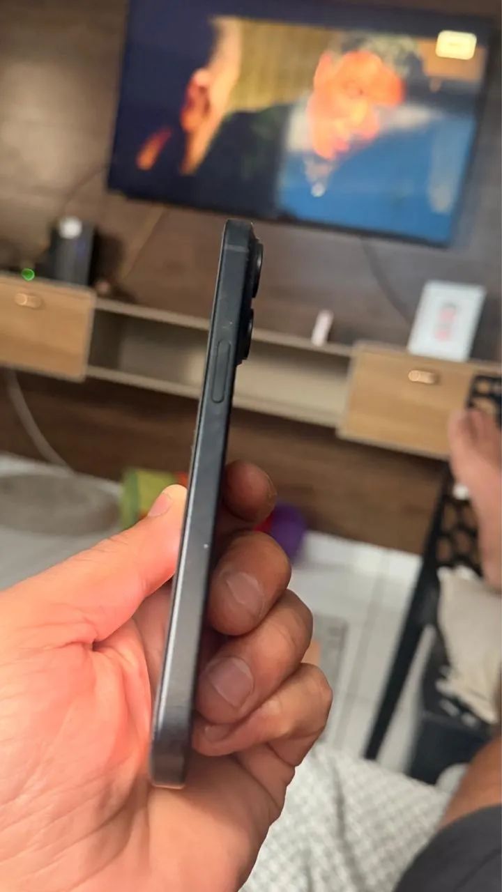 iPhone 15