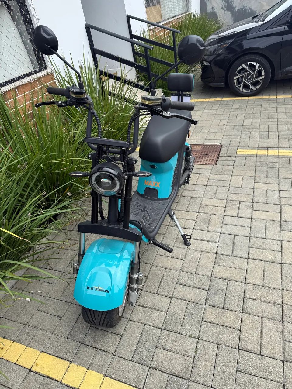Scooter elétrica 
