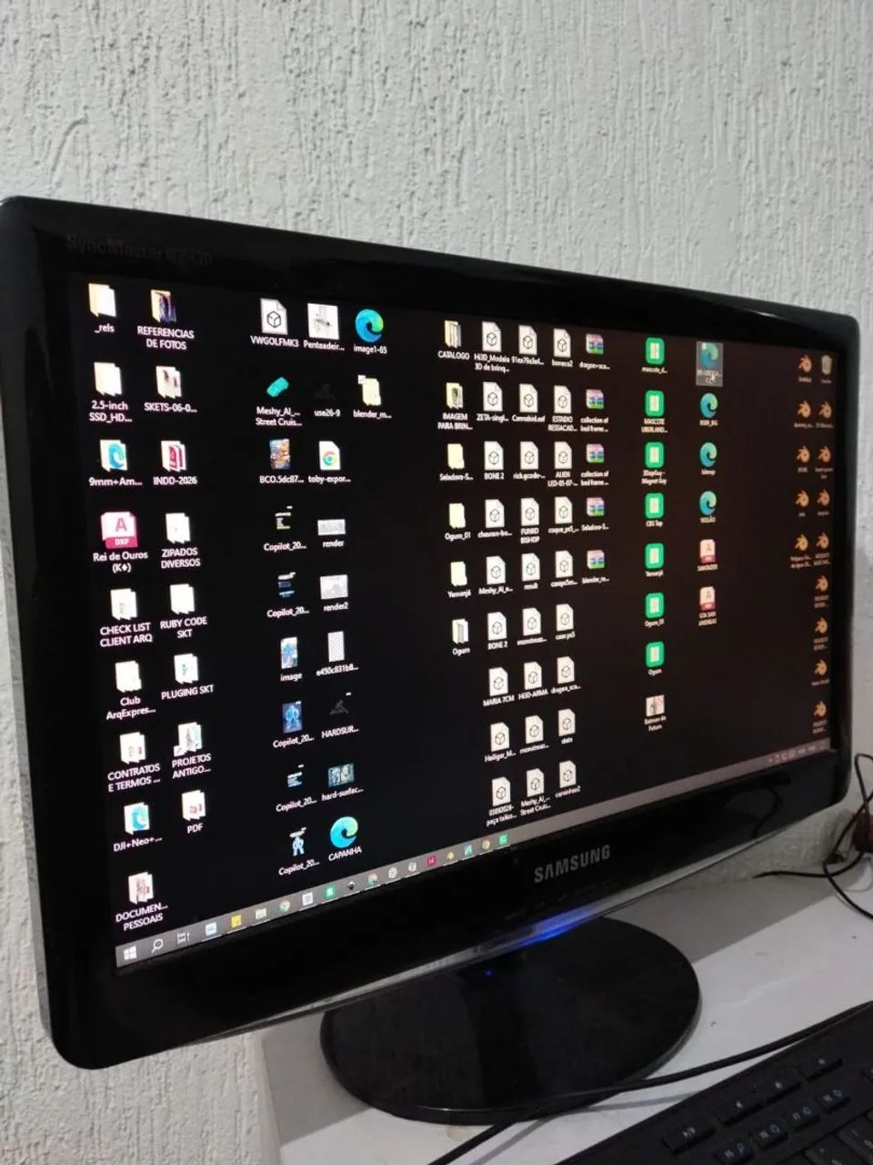 Samsung B2030N