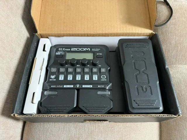 Zoom G1X Four