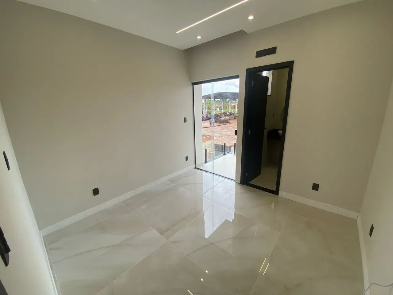 Oportunidade - 4 Suites - Cond Arbre - Recem Construida - Duplex - Foto 2