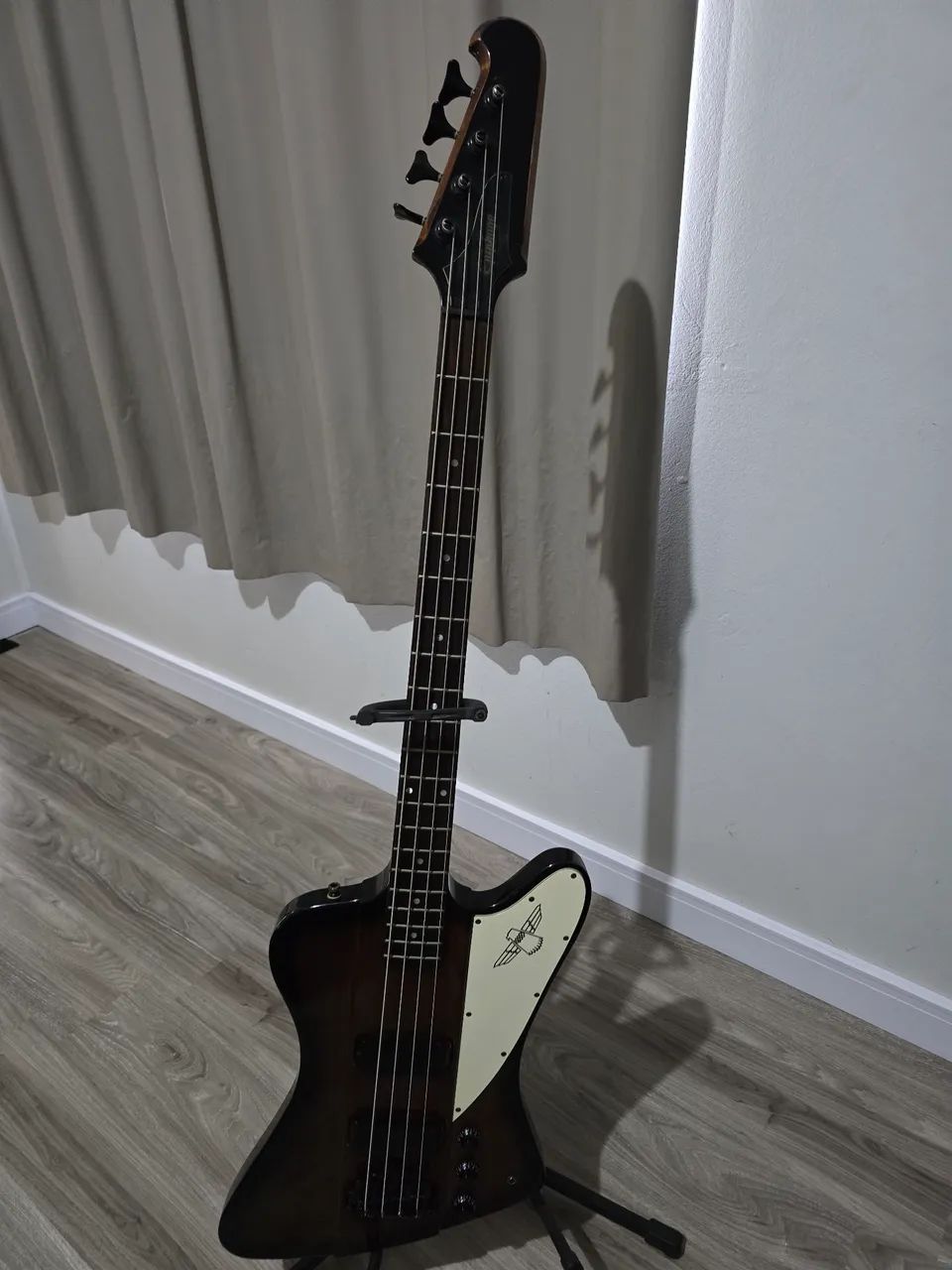 Baixo Epiphone Thunderbird IV  - Foto 4