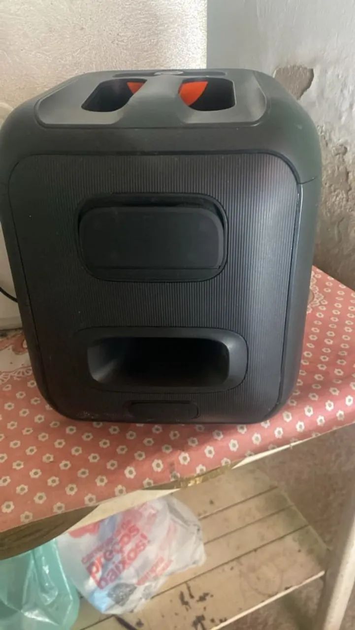 Caixa de som JBL  - Foto 2