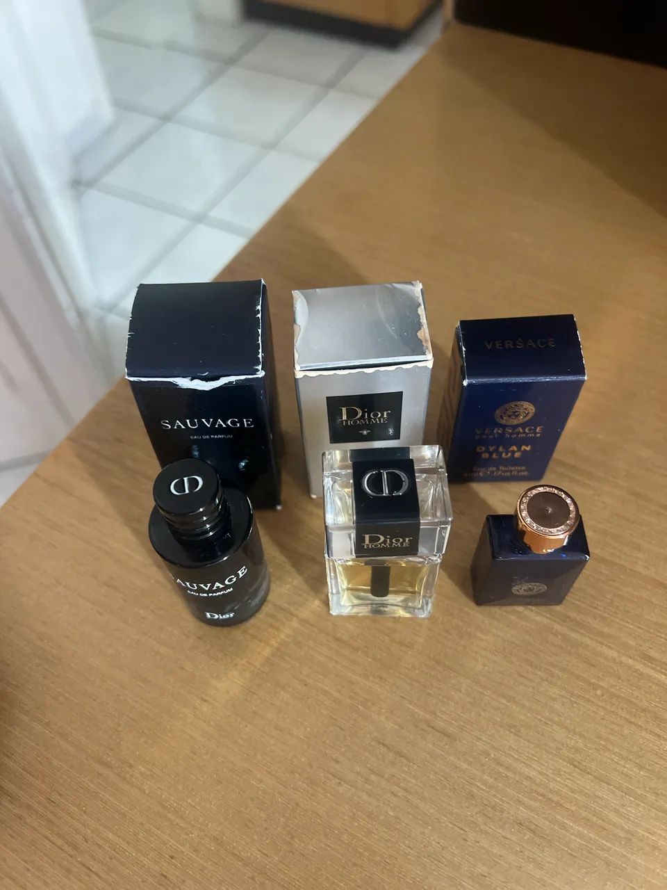 Perfume miniatura Dior e Versace  - Foto 2