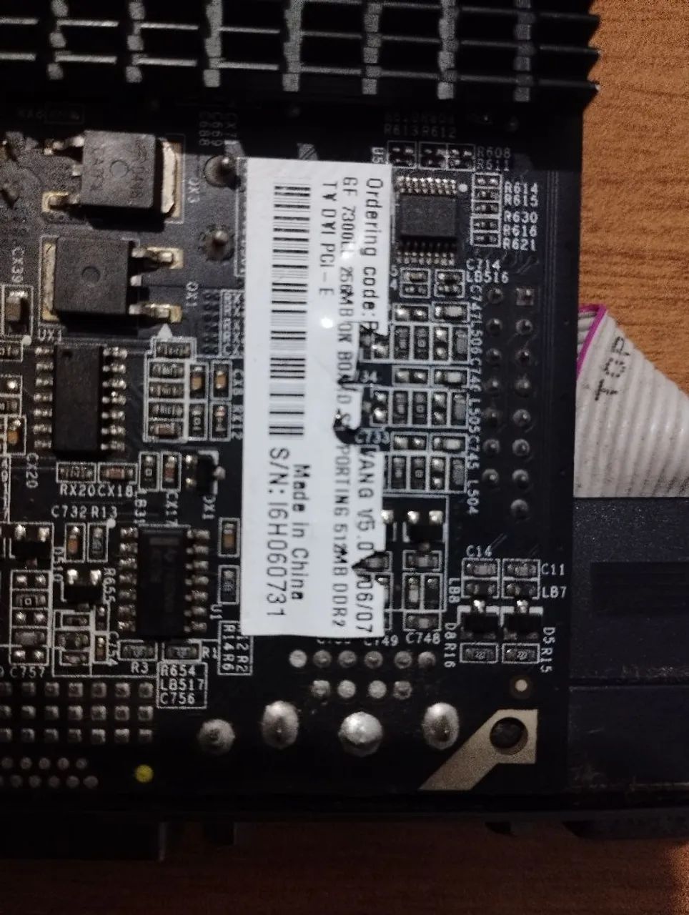 Placa de vídeo Gf 7300 le - Foto 3