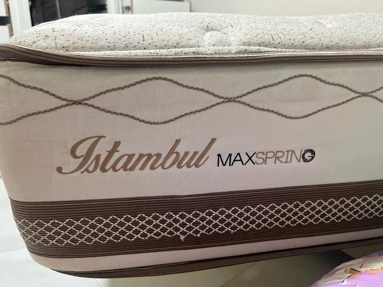 Cama box solteiro Istambul max spring 