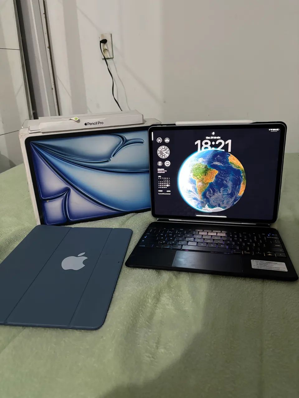 iPad Air 13 -inch (m2) completo - Tablets e E-Readers - Itanhangá