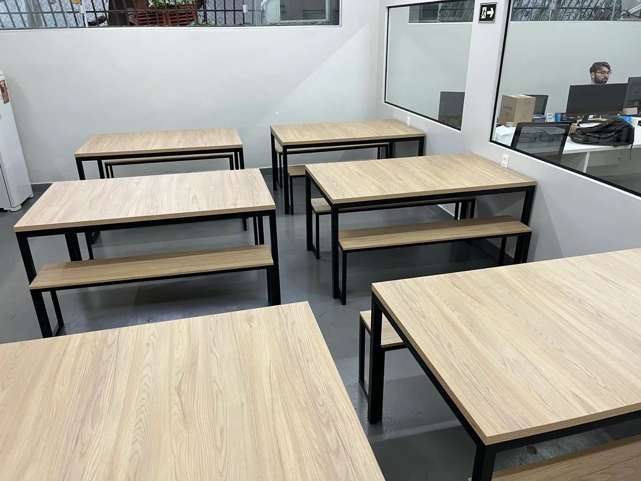 Mesa refeitório 