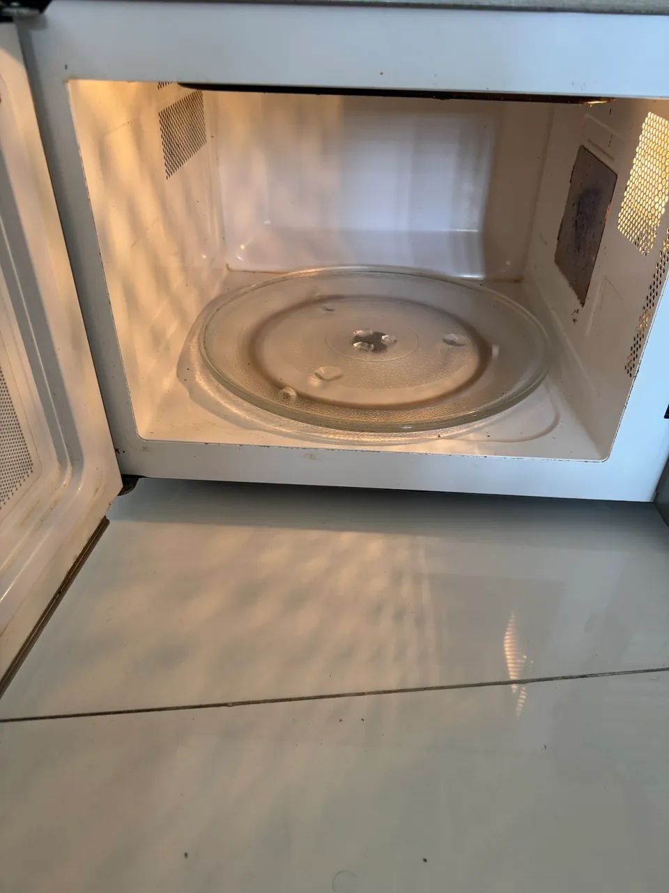 Microondas Midea Gril - Foto 2