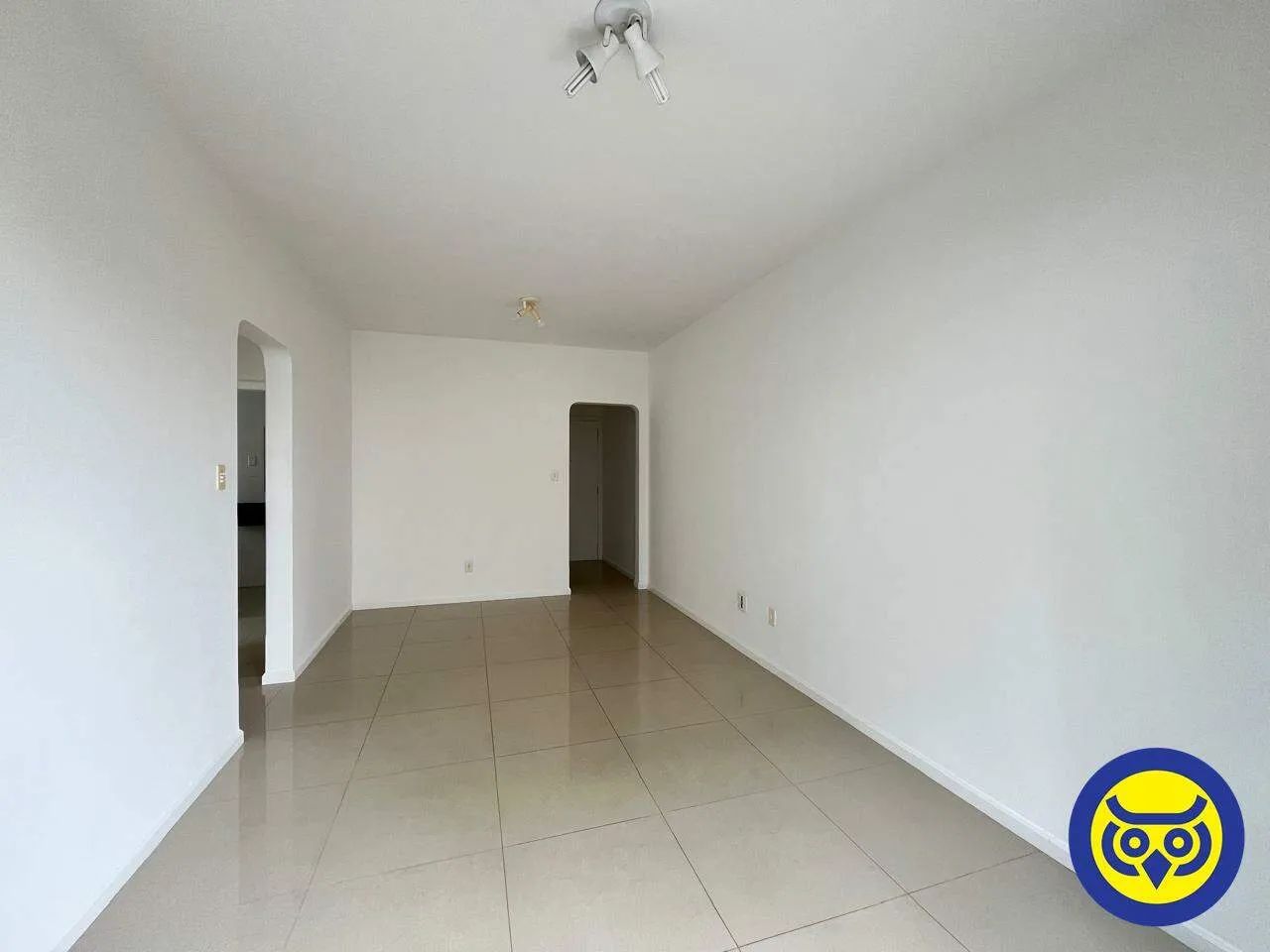 Apartamento para locação no Centro de Florianópolis  2 dormitórios, sacada e 1 vaga de gar - Foto 4
