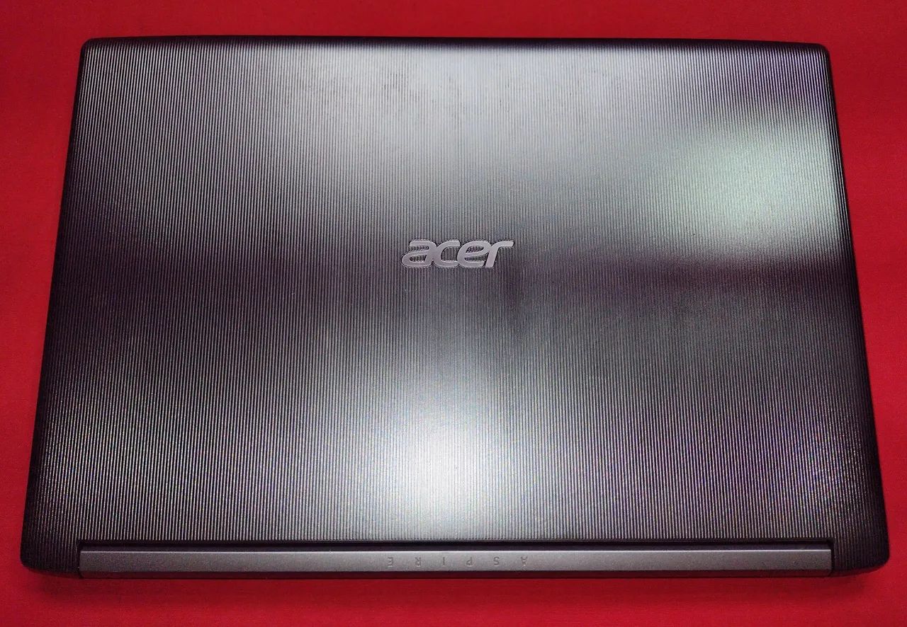 * Notebook i5 7°Ger. C/SSD BATERIA ÓTIMA * - Foto 2
