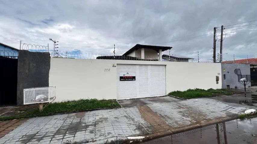 Casa para Alugar no bairro Cidade Satélite