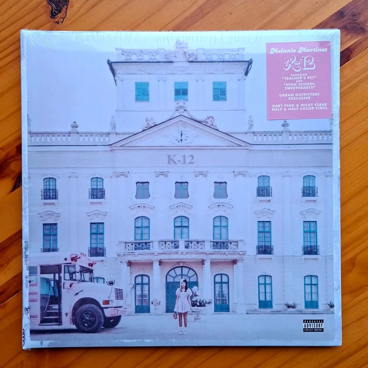 LACRADO) MELANIE MARTINEZ - K12 URBAN OUTFITTERS EXCLUSIVE<br