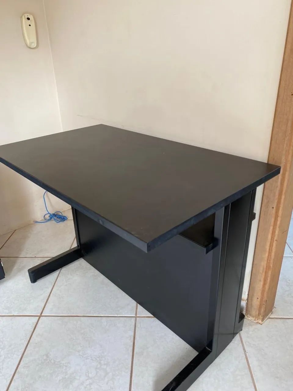 Mesa auxiliar para escritório 