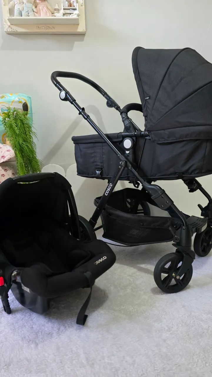Carrinho de bebê com bebê conforto  - Foto 3