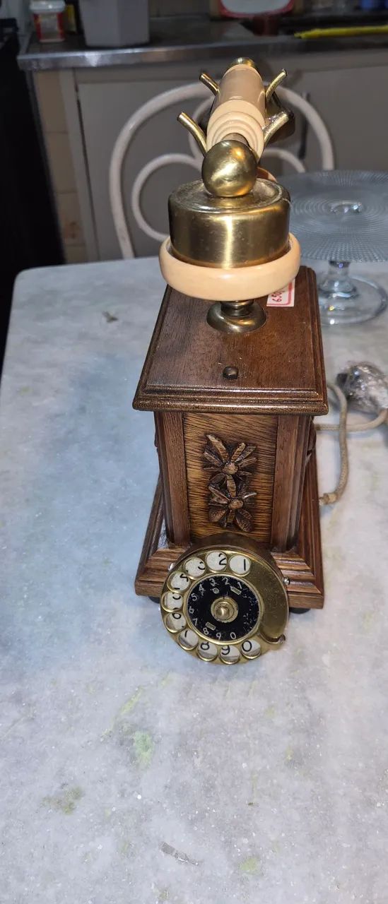 Telefone Antigo Madeira Entalhada, Metal E Baquelite  - Foto 3