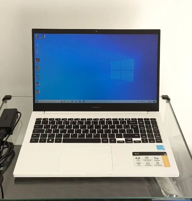 Notebook Samsung Celeron 4GB RAM SSD 128GB Tela 15.6 Bateria Nova