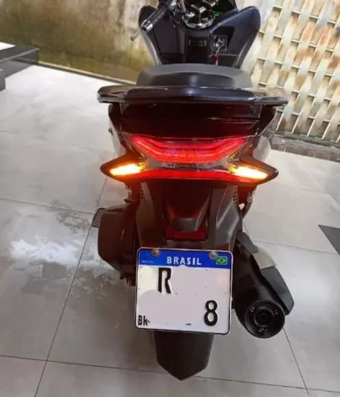 PCX DLX 2020/2021 - Foto 2