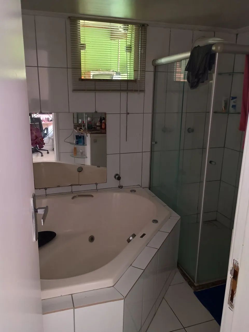 Quarto com suitch - Foto 4