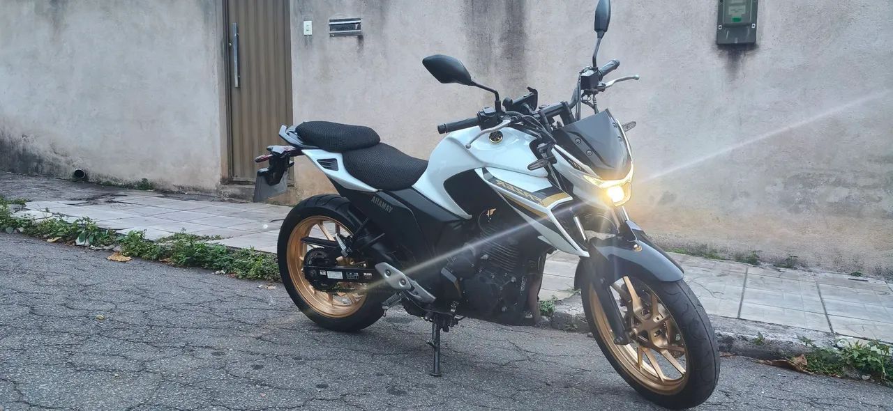 FZ25 CONECTED  - Foto 3